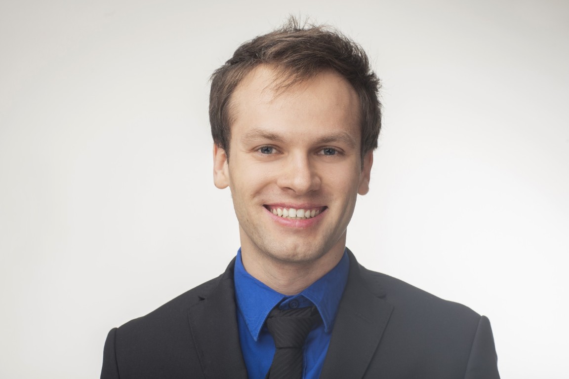 Artur_-_biznesowe_-_poziome_Duze_Srednie.JPG